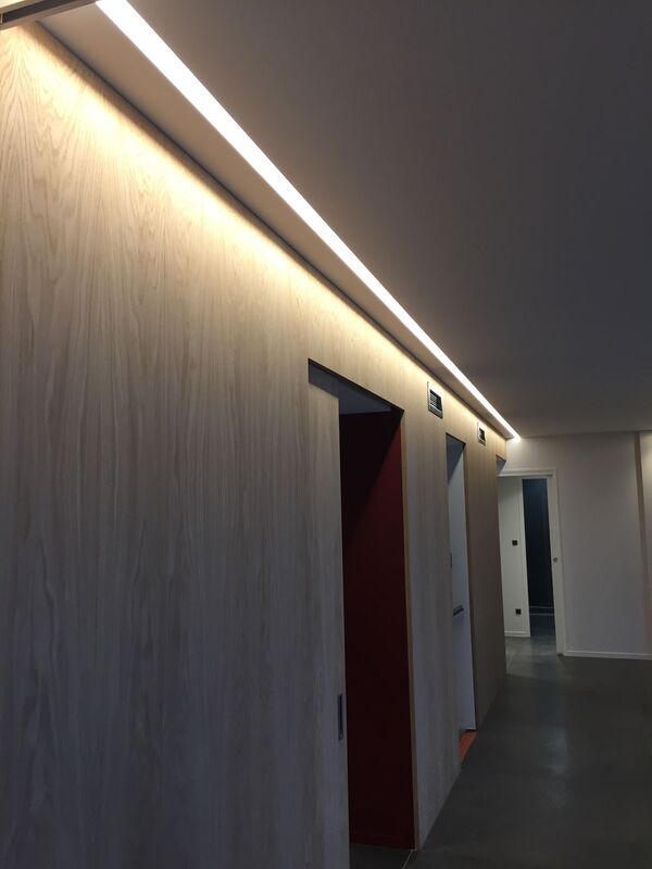 Installation d'un bandeau lumineux