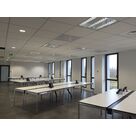 Lumi&egrave;re dans un bureau